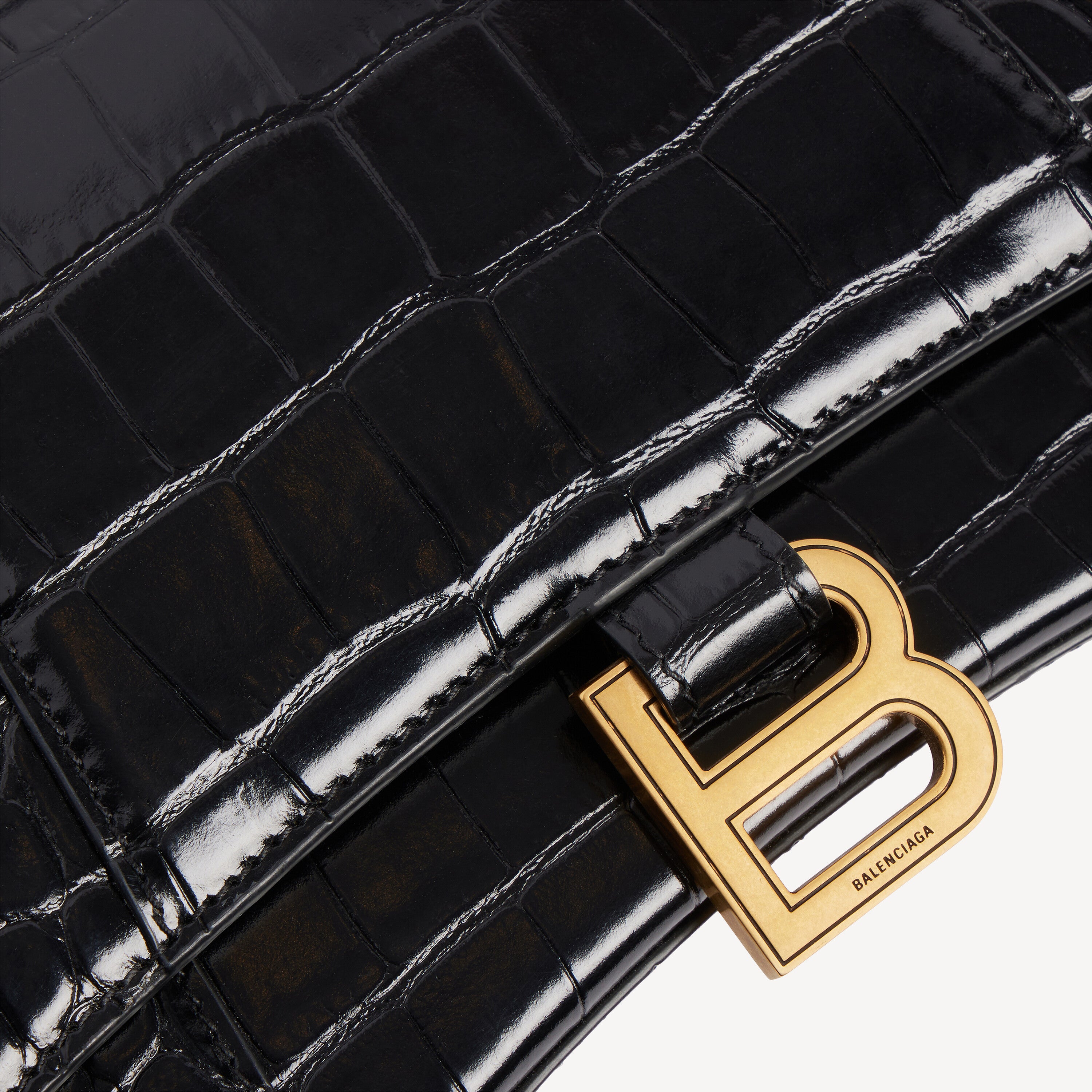 Women's Hourglass Handbag Small in Black